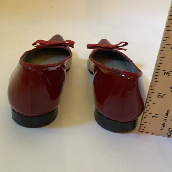 Stuart Weitzman Red Flats with Bow - Picture 11 of 11